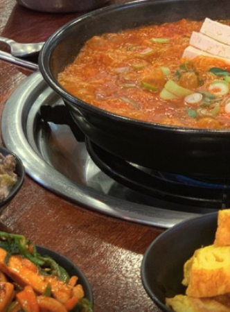 돼지고기듬뿍넣은 김치찌개_김치찌개 1인분